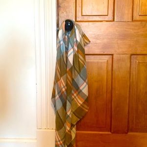 Fall Light Plaid Scarf